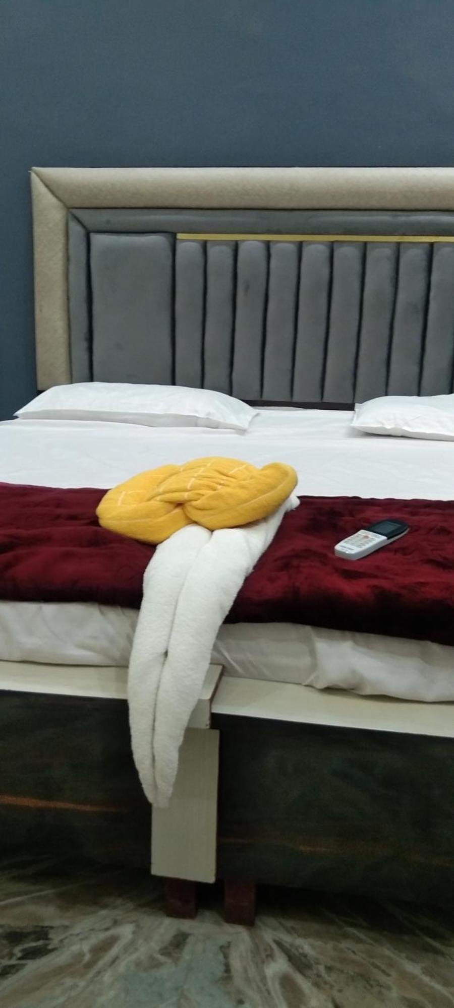 Hotel Ap Suratgarh ภายนอก รูปภาพ