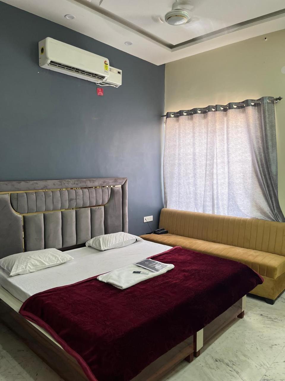 Hotel Ap Suratgarh ภายนอก รูปภาพ